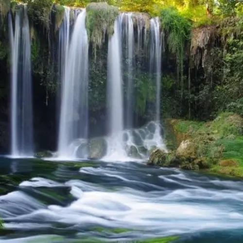 الشلالات في اوردو