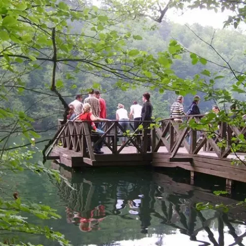 قرية معشوقة